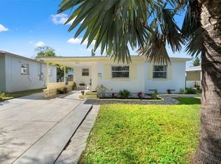 5020 Oxford Ave N, Saint Petersburg, FL 33710