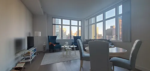 305 E 51st St #17F Photo 1