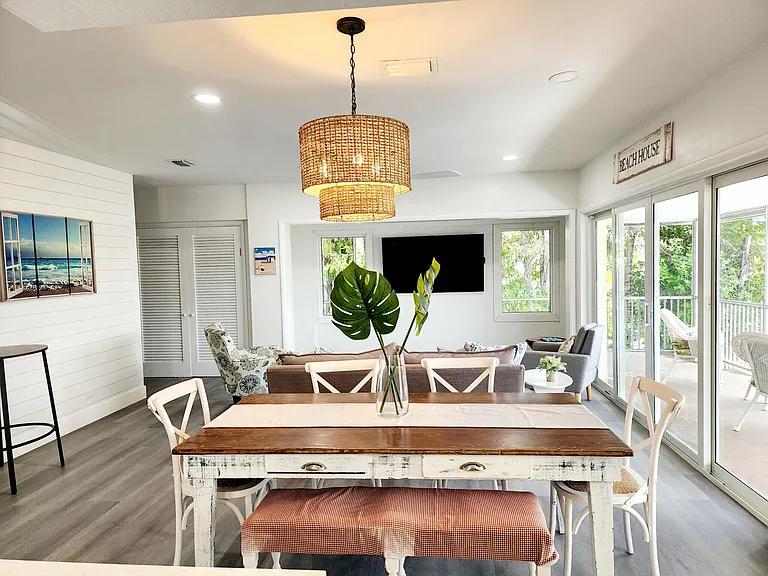 135 Tequesta St — Photo 9