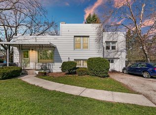 904 S Green Bay Rd, Racine, WI 53406