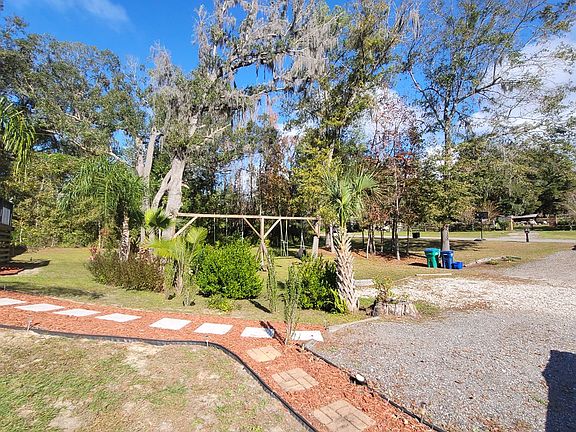 3rd image of 16432 NW 141st St