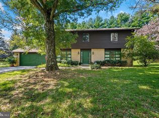 12112 Ridge Valley Dr, Owings Mills, MD 21117