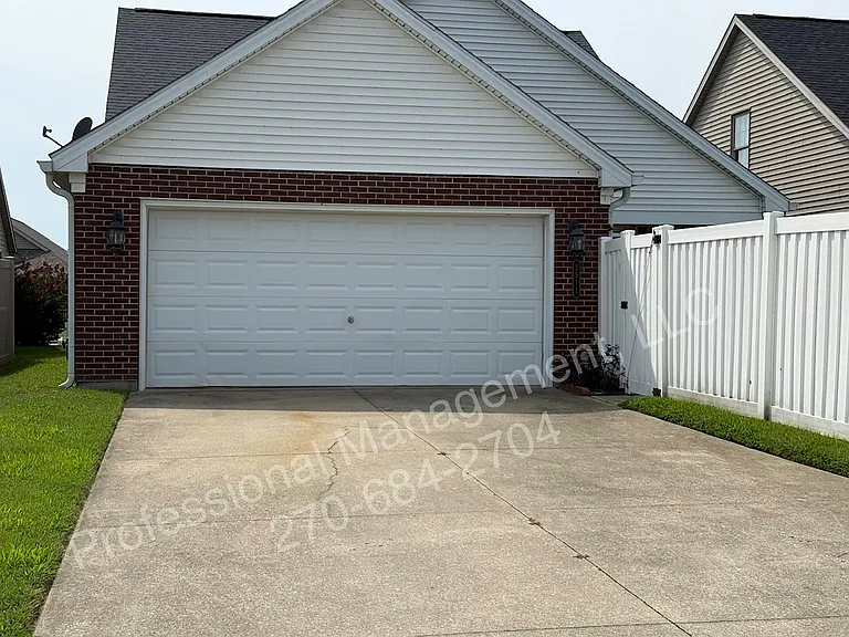 2511 Triple Crown Way — Photo 18