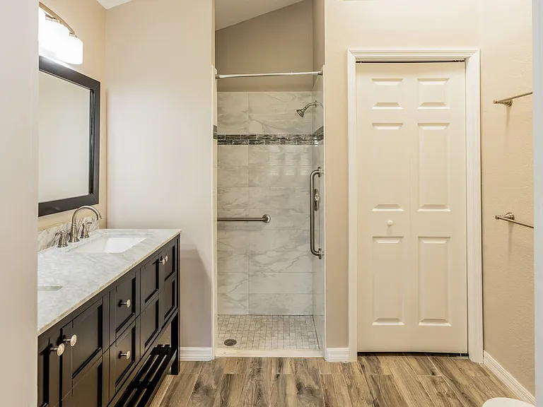 2308 Kenwick Dr — Photo 9