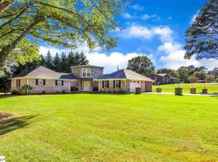 16081 Asheville Hwy, Campobello, SC 29322