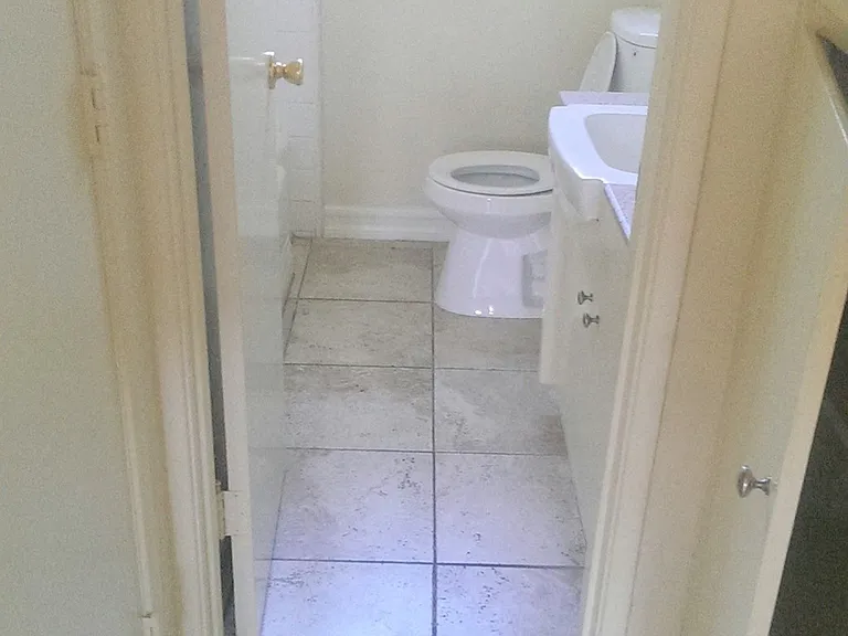 13921 Normandie Ave. — Photo 15