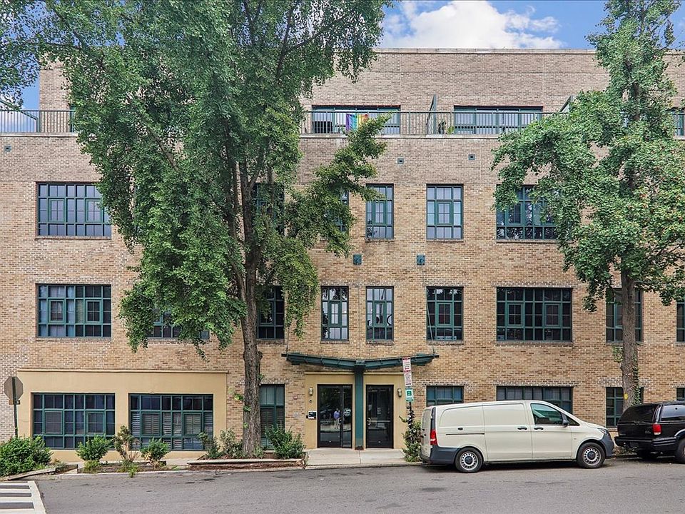 1st image of 1701 Kalorama Rd NW Unit 403