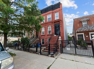 17 Palmetto St, Brooklyn, NY 11221