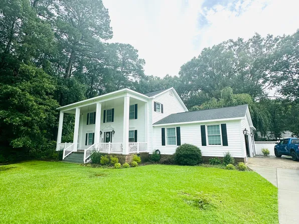 906 Powell Avenue, Windsor, NC 27983