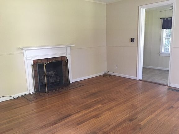 4th image of 804 Cherokee Ave