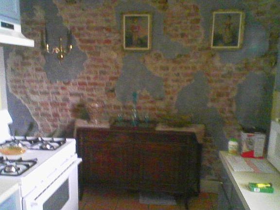 4th image of 240 Collins St #7