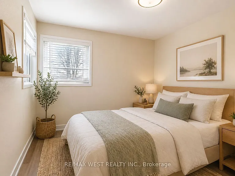 7 Highland Hl — Photo 11