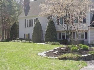 1 Wachusett Dr, Sutton, MA 01590