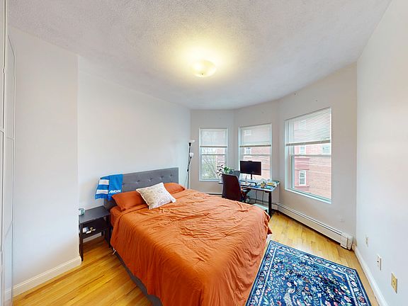3rd image of 122 Berkshire St #7