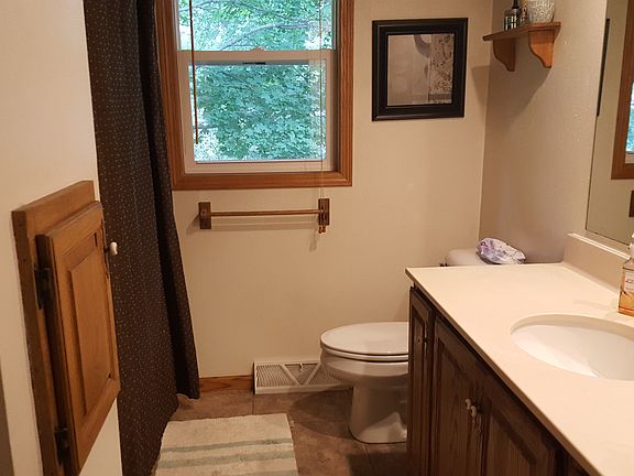 Upstairs bathroom with closet
