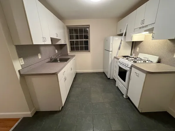 (undisclosed Address), Arlington, MA 02476