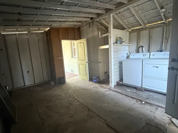 409 Lebeau St, Clearwater, FL 33755
