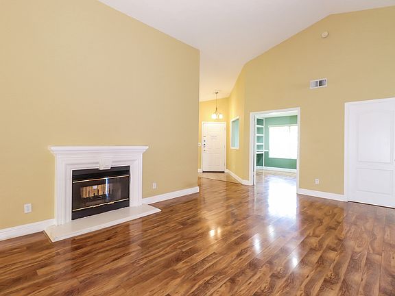 3rd image of 9042 Bungalow Way