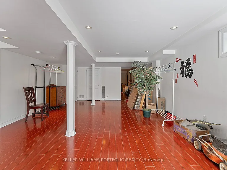 301 Oberfrick Ave — Photo 43