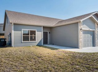 2626 T Dowling Ct, Manhattan, KS 66502