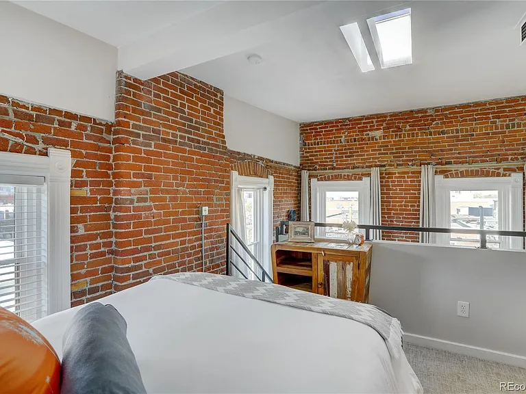 2193 Arapahoe St #11 — Photo 26