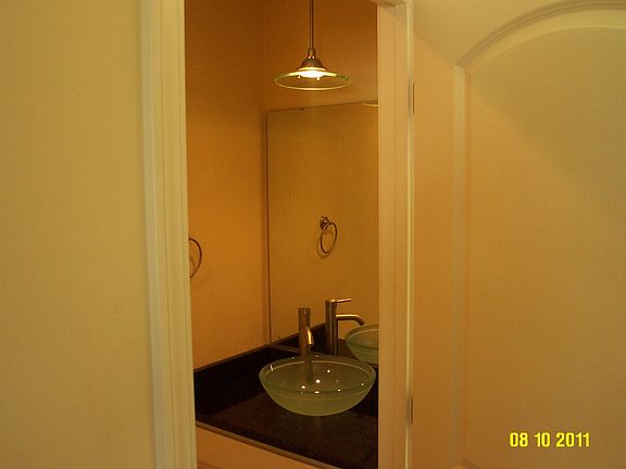 4th image of 6742 Village Green Dr