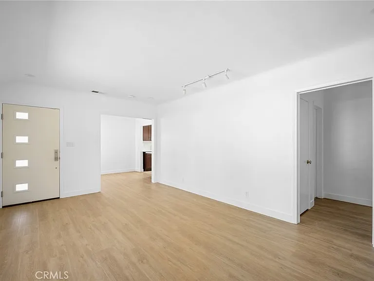 2930 Mayfield Ave #2930 — Photo 27