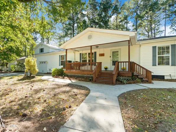 349 Creek Place Road, Arapahoe, NC 28510