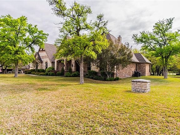 3rd image of 5309 Oak Mill Dr