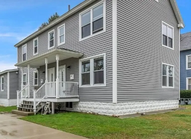 11 Hamlin Pl #B — Photo 1