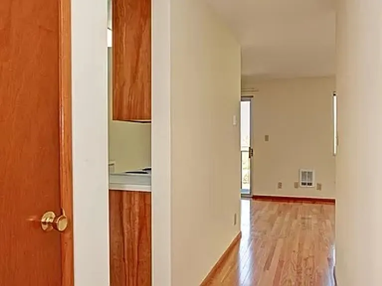 West Etruria Apartments — Photo 7