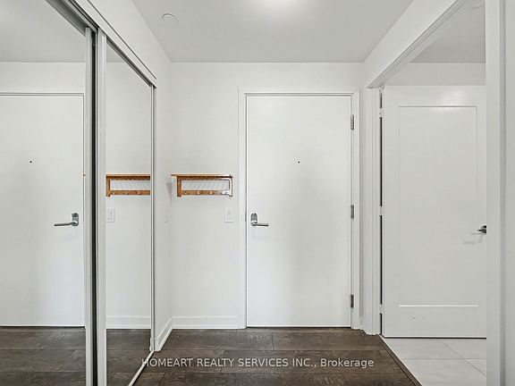 4th image of 28 Freeland St #3209