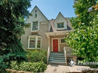 1720 Wesley Ave, Evanston, IL 60201