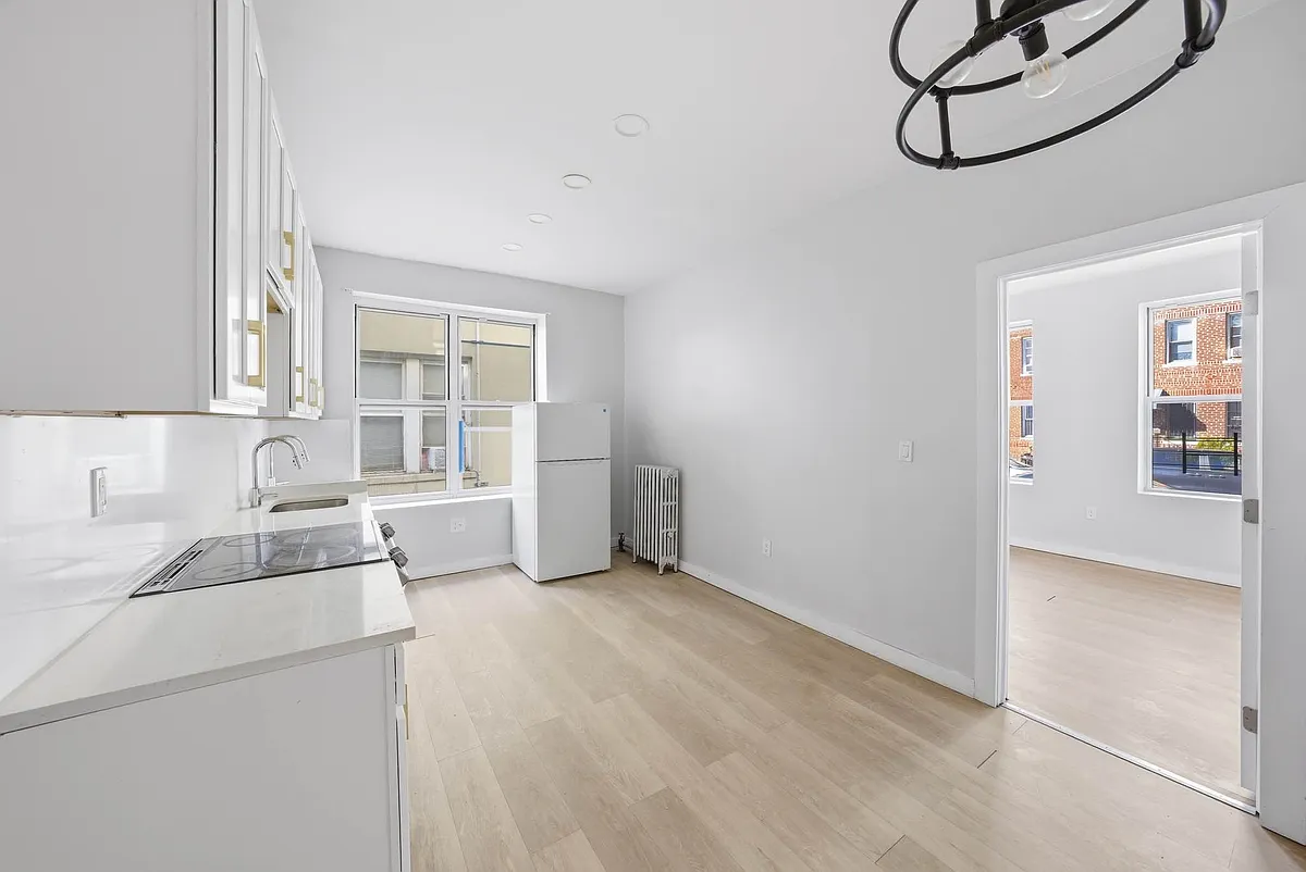 Building Photo - 1644 64th St #1F
