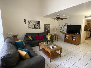 Village Townhouses Jacara, Fort Lauderdale, FL 33324