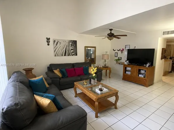 633 N University Dr #14, Fort Lauderdale, FL 33324