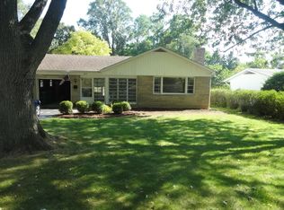 507 Opatrny Dr, Fox River Grove, IL 60021