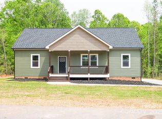 160 Castle Ct, Kings Mountain, NC 28086