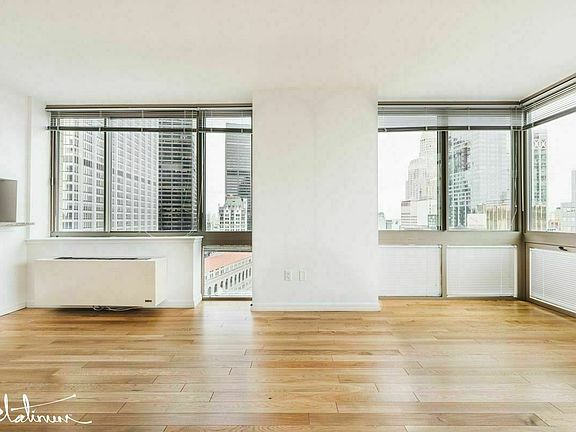 4th image of 2 Gold St APT 18A