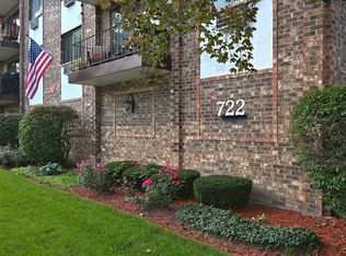 722 Graceland Ave APT 310, Des Plaines, IL 60016