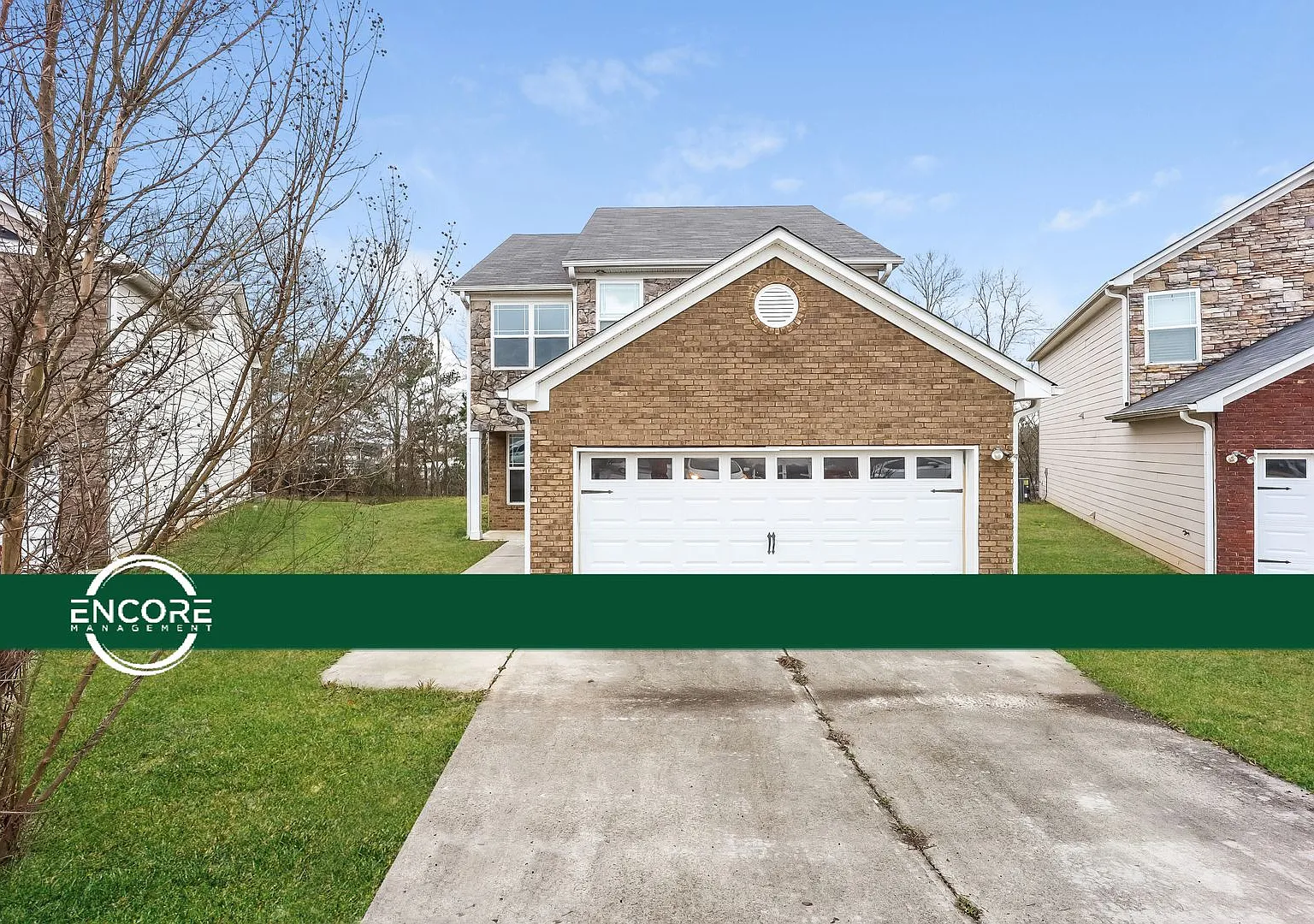 4 Bedroom Single Family Home in Morrow! — Photo 1