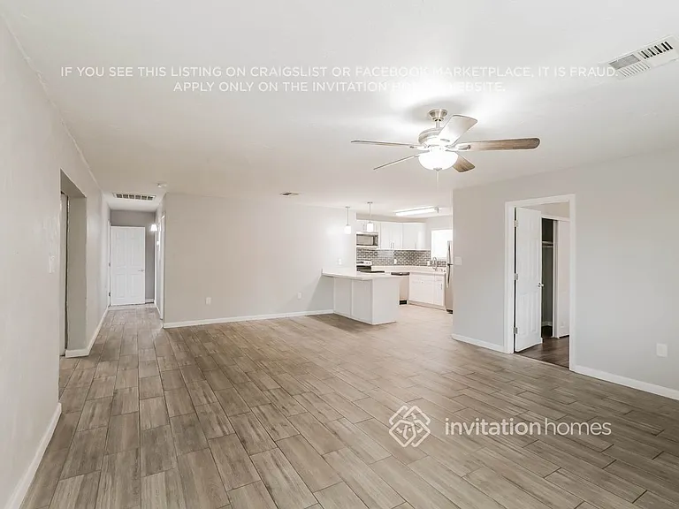 11235 W Hopi St — Photo 4