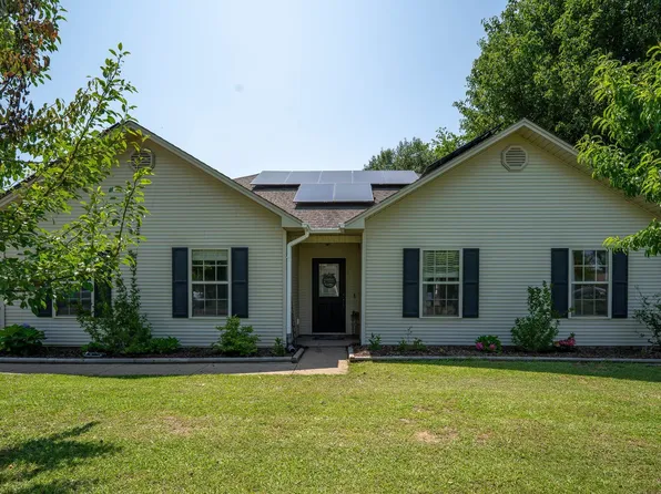 440 Pearl Stone Dr, Lonoke, AR 72086