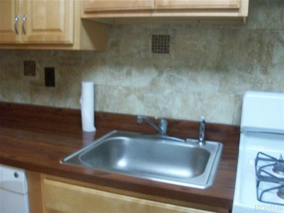 5th image of 4355 Baychester Ave