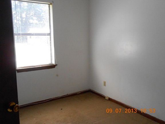 5th image of 3708 Clayborn Dr