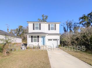10353 Seal Rd, Jacksonville, FL 32225
