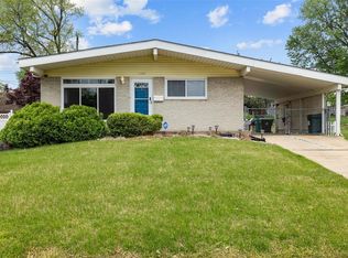 2550 Dove Dr, Florissant, MO