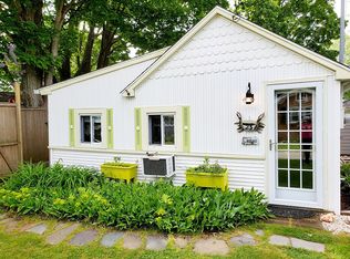 23 1st St, Madison, CT 06443