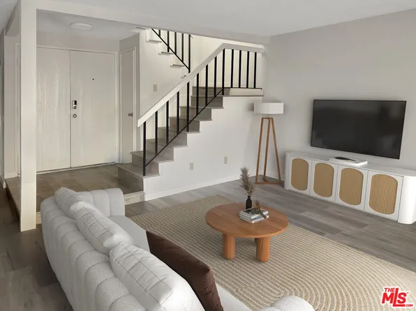 12218 Leayn Ct, North Hollywood, CA 91605