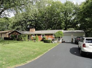 4582 Marie Dr, Hamburg, NY 14075